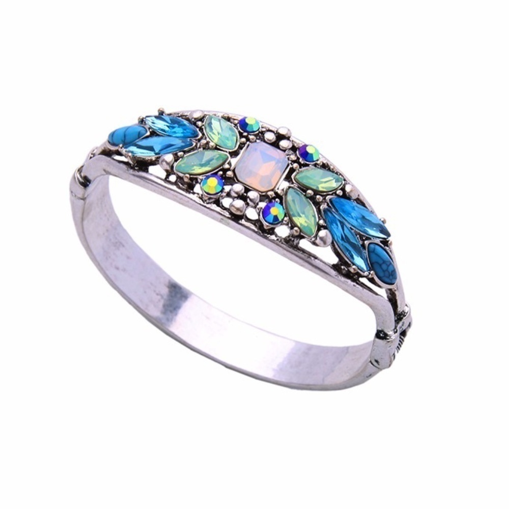 Silvertone Vintage Blue Ocean Bangle Bracelet